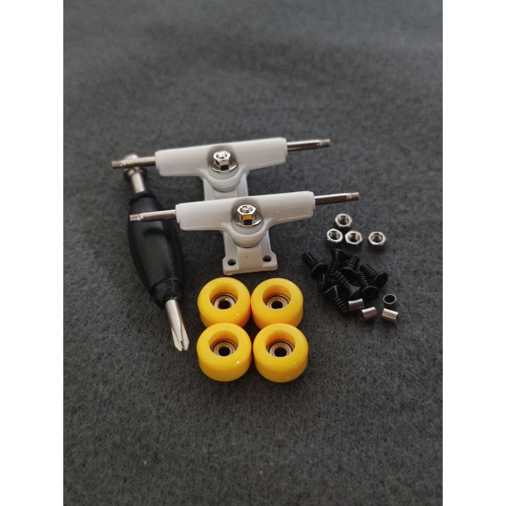 ดูโอ้เซ็ต ทรัค ล้อ สแตนดาด พร้อมชุดน็อตและไขควง เลือกสีได้ตามใจชอบ - รูปที่ 3