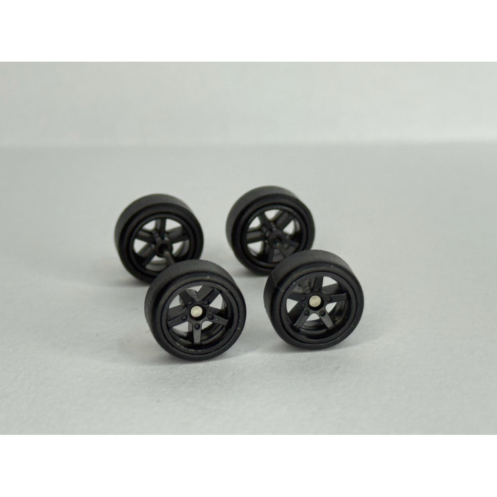ล้อยาง สำหรับ รถ Model Diecast 1:64 ขนาด 11 MM  ลาย 5 ก้าน สี ดำ