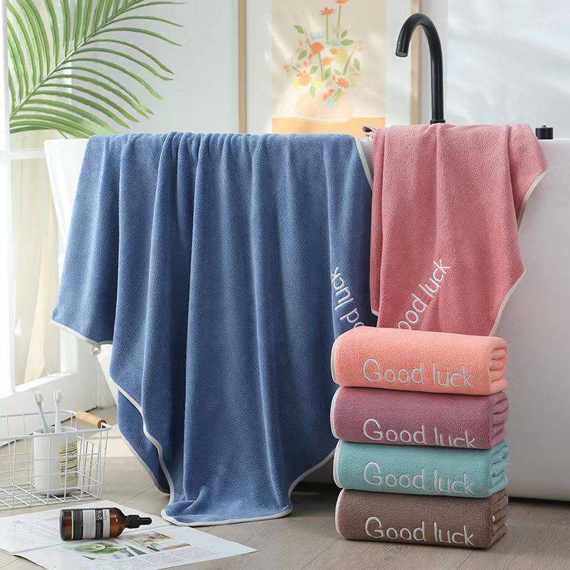 ผ้าขนหนู ซับน้ำดี ผ้าเช็ดตัว ผ้านาโน ขนาด 70x135 Cm 34*74 Cm  90*170 Cm จั้มโบ้ Good luck