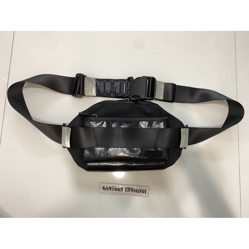 Freitag Dixon F650 ดำล้วน