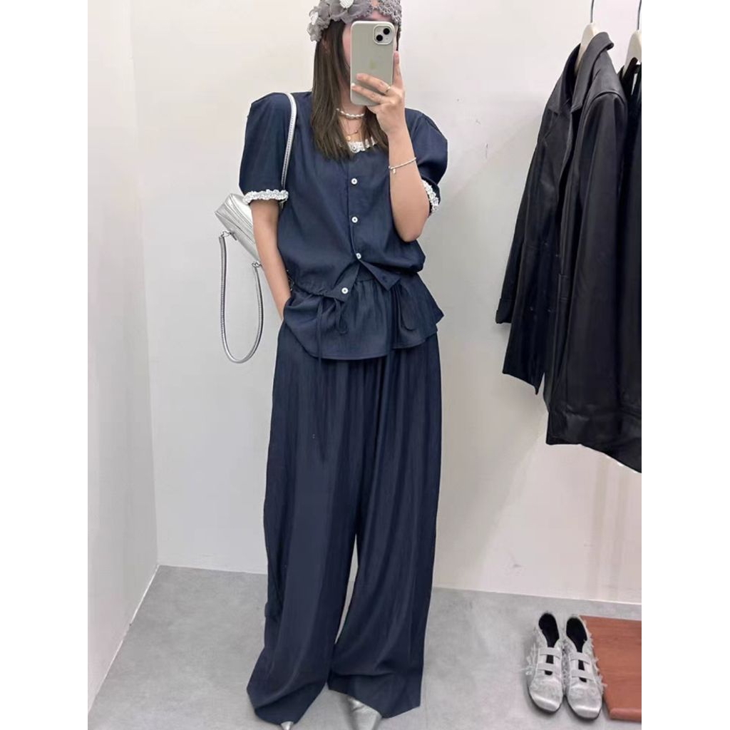 ชุดเซ็ท ชิ้นสำหรับผู้หญิง AY ของแท้ ผ้าบาง ใส่สบาย ประกอบด้วยเสื้อแขนสั้นและกางเกงขายาวทรงขาบาน