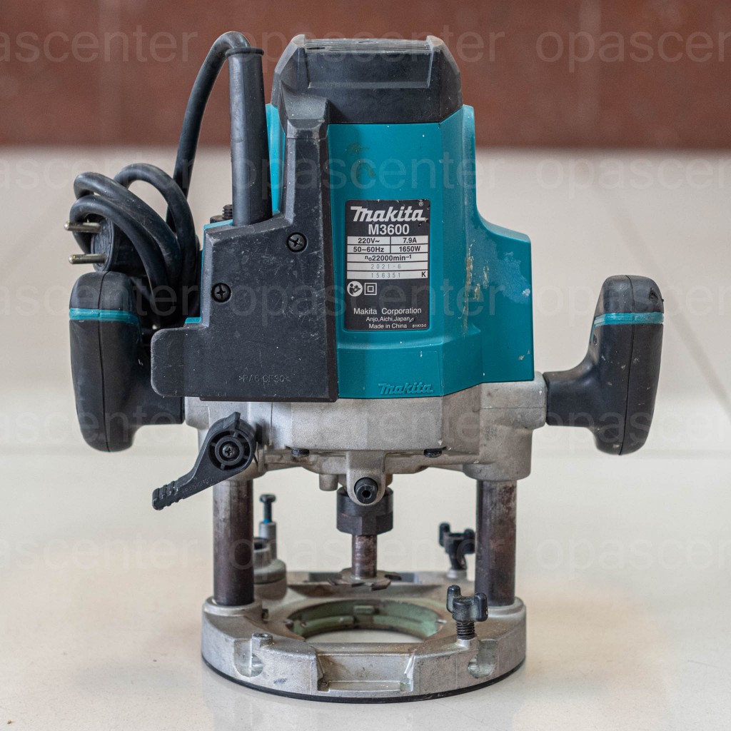 **มือสอง**เครื่องเร้าเตอร์ MAKITA รุ่น M3600B ของแท้ สภาพดี พร้อมใช้งาน