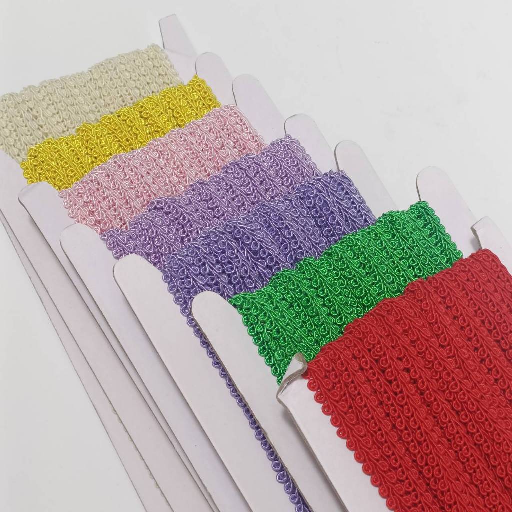 ดิ้นตะขาบ 9 มิล(8-9มิล) พับ 20 หลา  ดิ้นแถบสี ดิ้นตกแต่ง