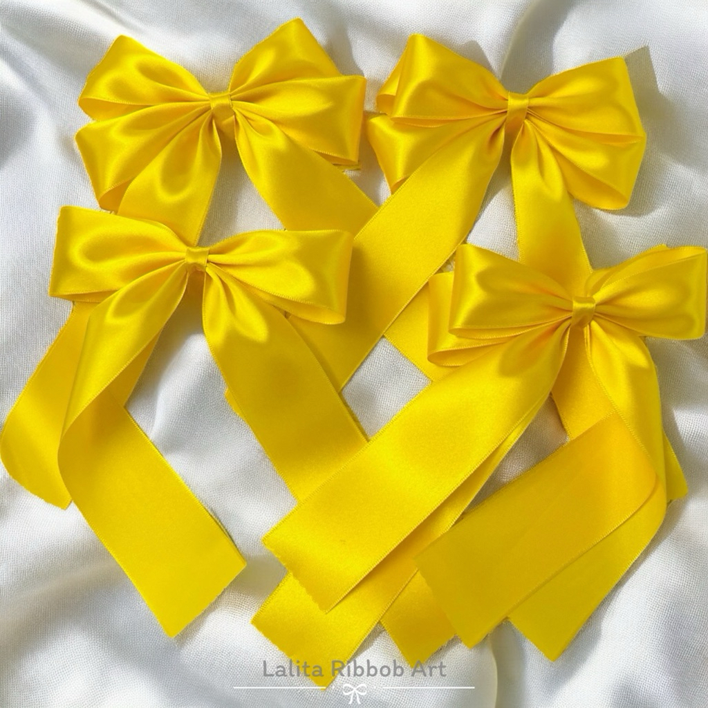 โบว์สีเหลือง โบว์ติดผมสำเร็จรูป โบว์นักเรียน  ใช้ริบบิ้นเนื้อดีละเอียดเงาสวย มีกิ๊บแบบสปริงล็อคและแบบหนีบ