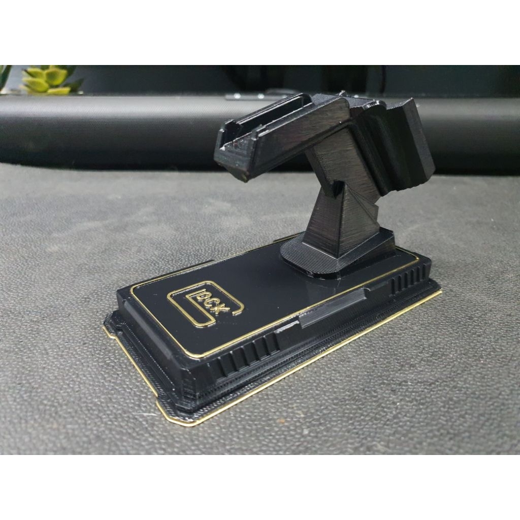 แท่นวางโมเดลปืน  Glock แบบวางทั้งกระบอก(รองรับไฟฉาย, 2 ขนาด)
