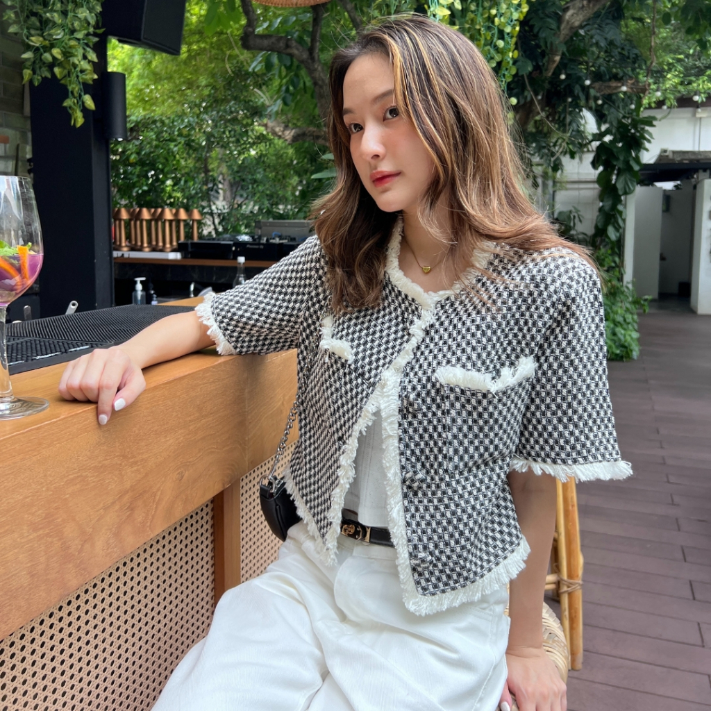 Anntonia Tweed Crop เสื้อครอปทวีตแขนสั้น Miladi