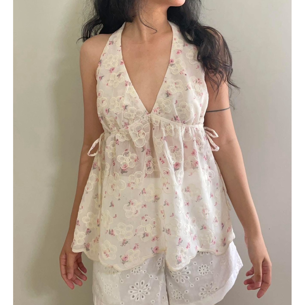 Floral white Top ***พร้อมส่ง***