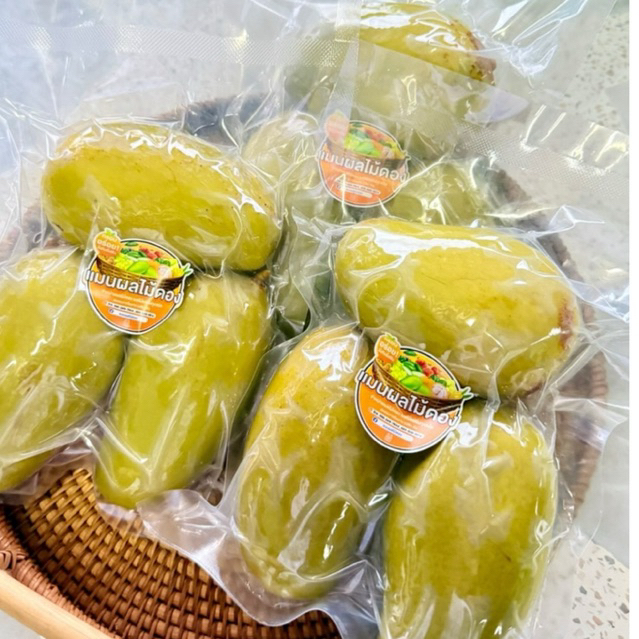 มะม่วงลูกดองเกลือ 3 ถุง 150.- แถมฟรีพริกเกลือรสเด็ด (ถุงละ 500 กรัม)