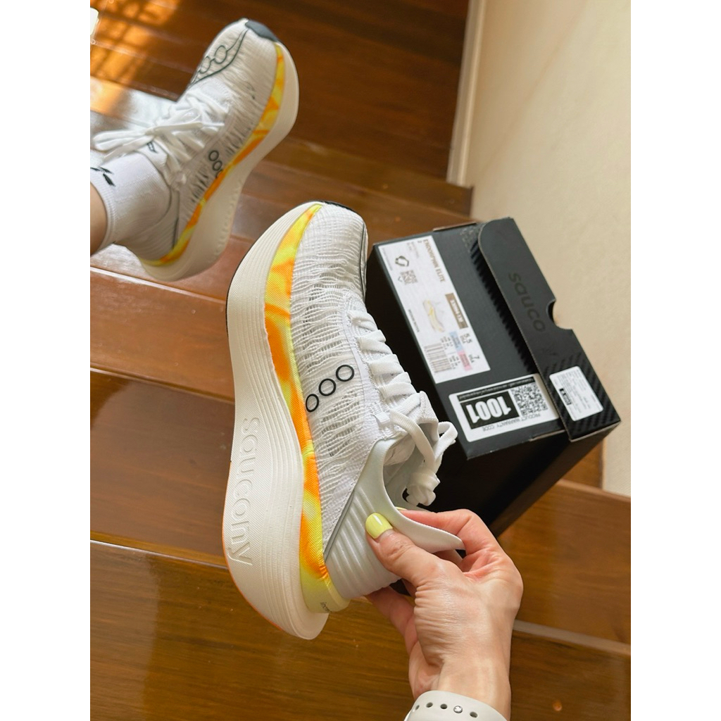 SAUCONY-ENDORPHIN ELITE 2 Unisex (ปกติ 8,990.-)