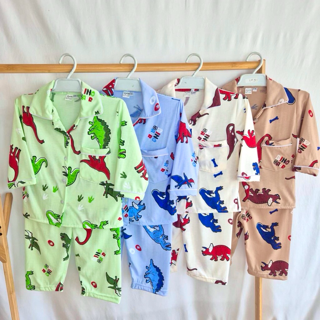 ชุดนอนเด็กลายไดโนเสาร์ ขาสั้นแขนสั้นและขายาวแขนยาว พร้อมส่ง