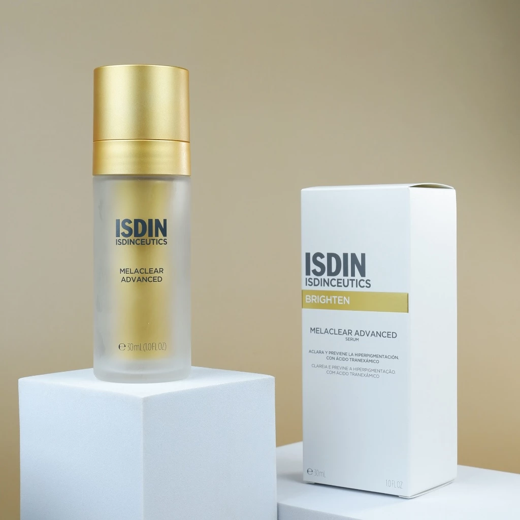 ISDINCEUTICS MELACLEAR ADVANCEDอีสดินซูติกส์ เมลาเคลียร์ แอดวานซ์
