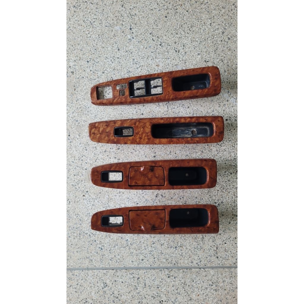 เท้าแขนลายไม้ Camry ACV30