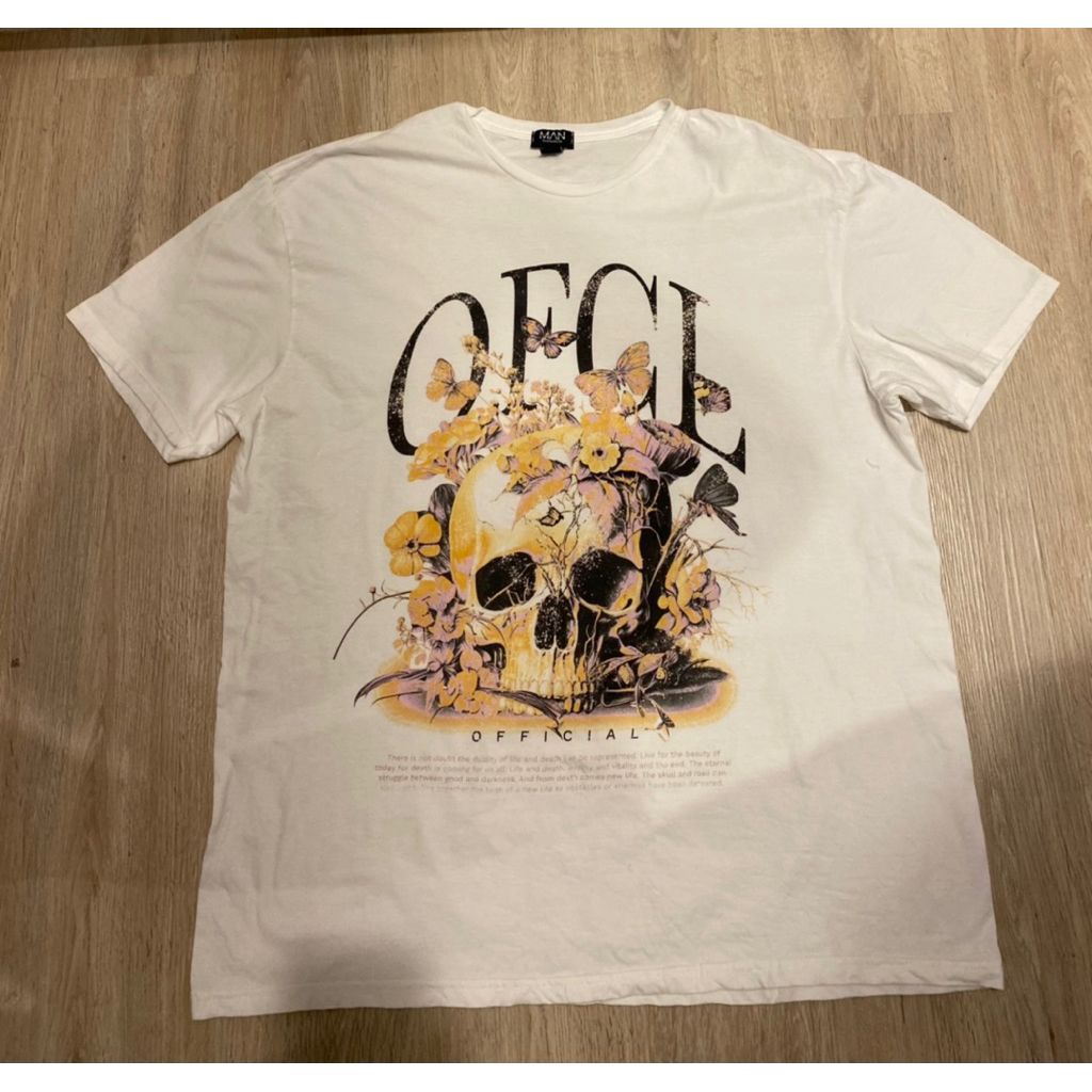 boohoo man (made in uk) สภาพ: 10/10 ขนาด: อก 44นิ้ว ตำหนิ: - ราคา: 280บาท 💖