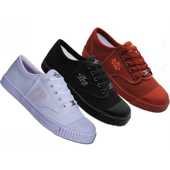 รองเท้าผ้าใบนักเรียน Breaker รุ่น4x4 สีดำ น้ำตาล ขาว ส่งไวมากกก!!