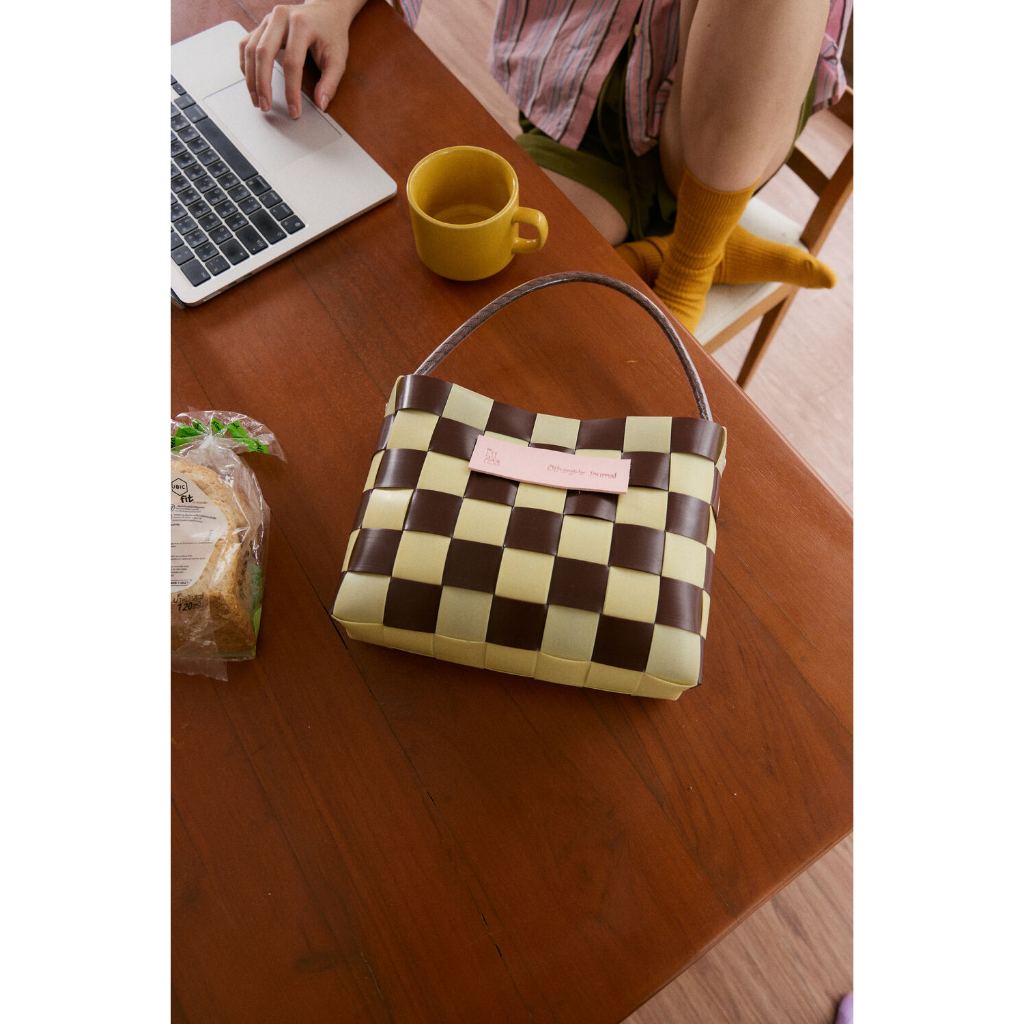 Pudee Milo Bag  กระเป๋าพลาสติกสาน