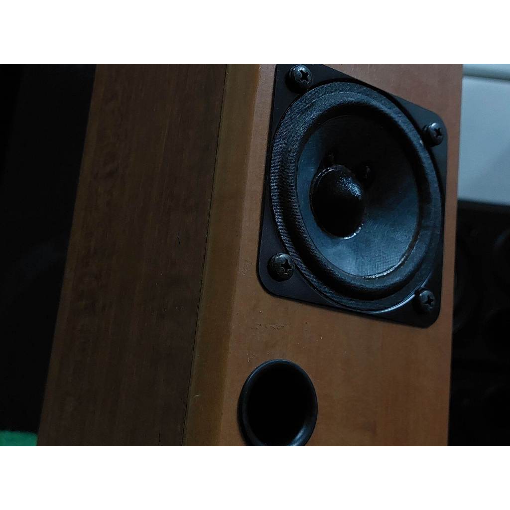 ลำโพง Onkyo รุ่น DM-7(WHT) 40 วัตต์ 6 โอห์ม //1 ข้าง// ส/ก/ย/21/10/14/cm. ดอก2.5 นิ้ว ดังปกติสมบูรณ์