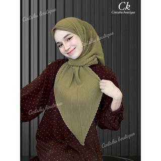 ฮิญาบชีฟองอัดจีบ สี่เหลี่ยม