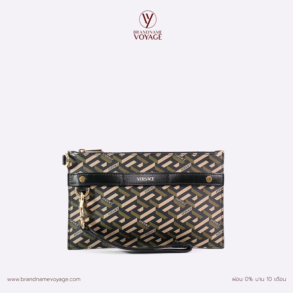 F E N D I  Clutch  💰