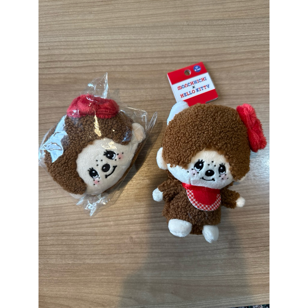 พร้อมส่ง🇹🇭 Monchichi x Hello Kitty พวงกุญแจ ของแท้100% แม่ค้าหิ้วเองจากญี่ปุ่น ของต้องมีค่า🎀💕