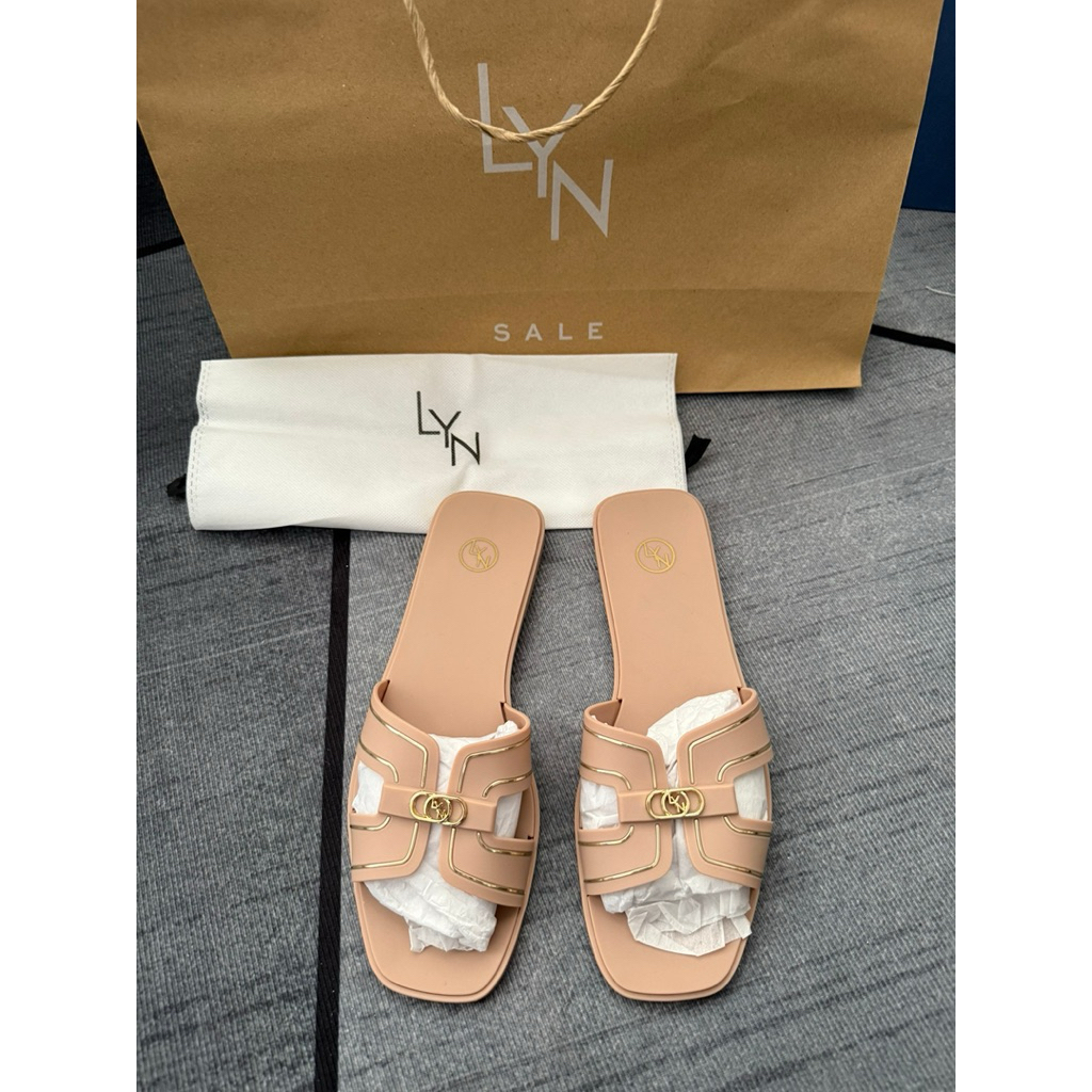 รองเท้าแต่งLynมือ1สวมใส่มีสไตล์ราคาเบาๆ - รูปที่ 3