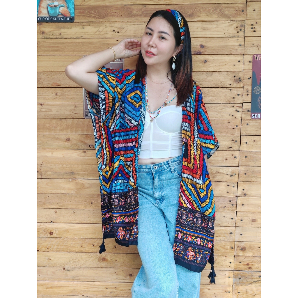 (DD) เสื้อคลุมลายสวยๆสีสันสดใส  ใส่ไปทะเล ใส่ขึ้นเหนือได้หมด ใส่ได้ทุกเพศทุกวัย