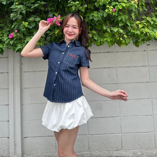 JARINYA (M-2XL) เสื้อเชิ้ตยีนส์แขนสั้น แต่งกระเป๋างานปัก JARINYA ผ้ายีนส์แท้ เนื้อดีไม่บาง ทรงสวยเข้ารูป