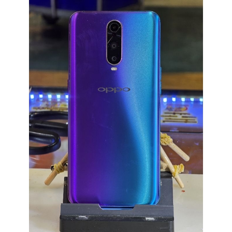 มือถือมือสอง Oppo r17 Pro เครื่องแท้ล้านเปอร์เซ็นต์สภาพสวย 95% ขึ้น เปลี่ยนแบตให้แล้ว หากล้องสวยต้อง