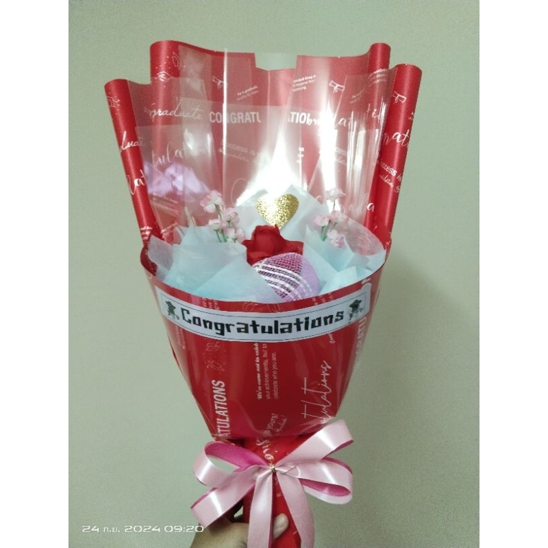 ช่อกุหลาบแดง congratulation ใส่ธนบัตรได้ 10 ใบ - รูปที่ 2