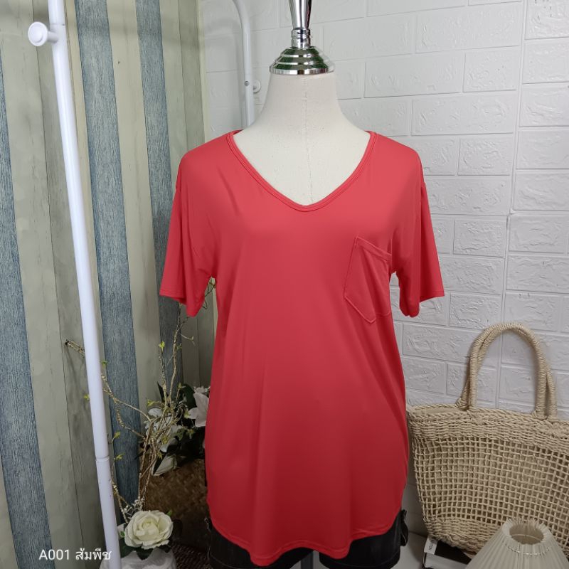 A001 เสื้อยืดคอวี ผ้าเรย่อน อก 36-44 นิ้ว สาวอวบใส่ได้ มีกระเป๋าหน้า  ใส่สบาย ผู้หญิง - รูปที่ 3