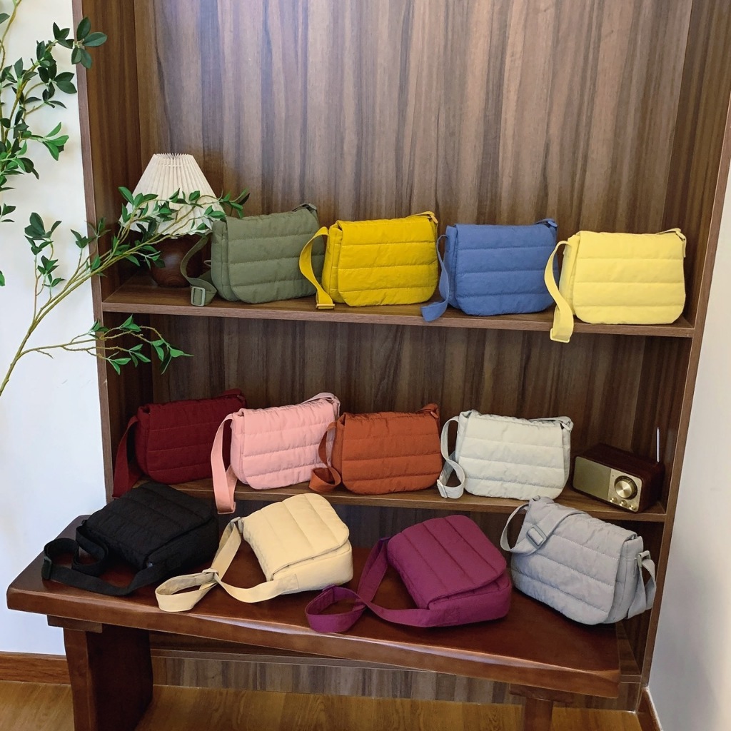 เข้าใหม่พร้อมส่ง Uniqlo กระเป๋าสะพายข้างสำหรับผู้หญิง สไตล์มินิมอลมินิใจ