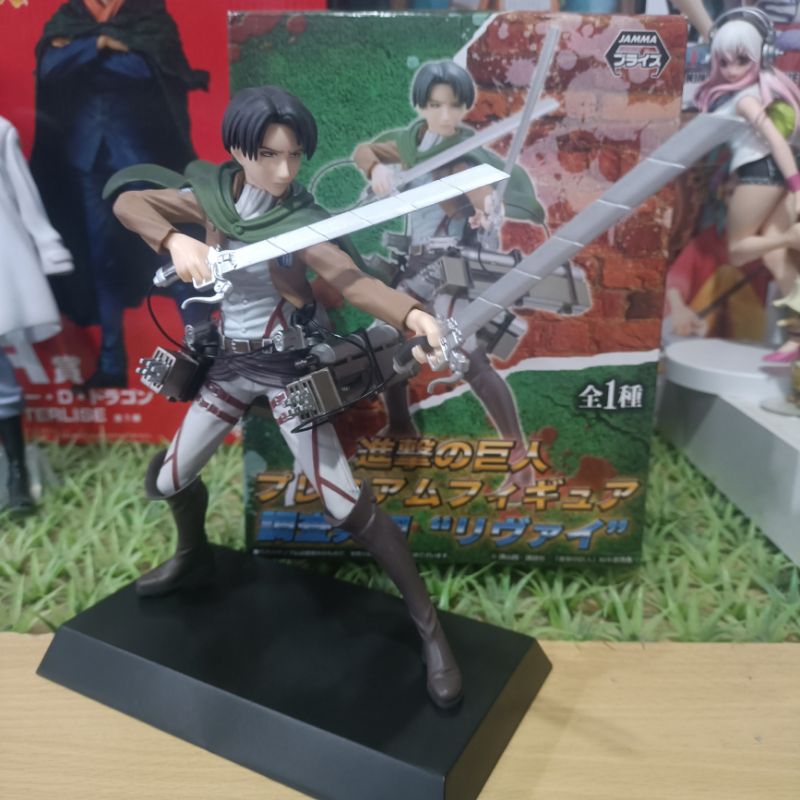 งานแท้ มือสอง Sega Attack on Titan Premium 17,8 cm Survey Corps Levi Ackerman Action Figure