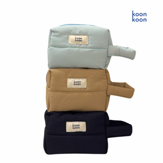 KOON KOON กระเป๋าเครื่องสำอางค์ ผ้าไนลอน มีสายคล้องมือ ทรงสว…