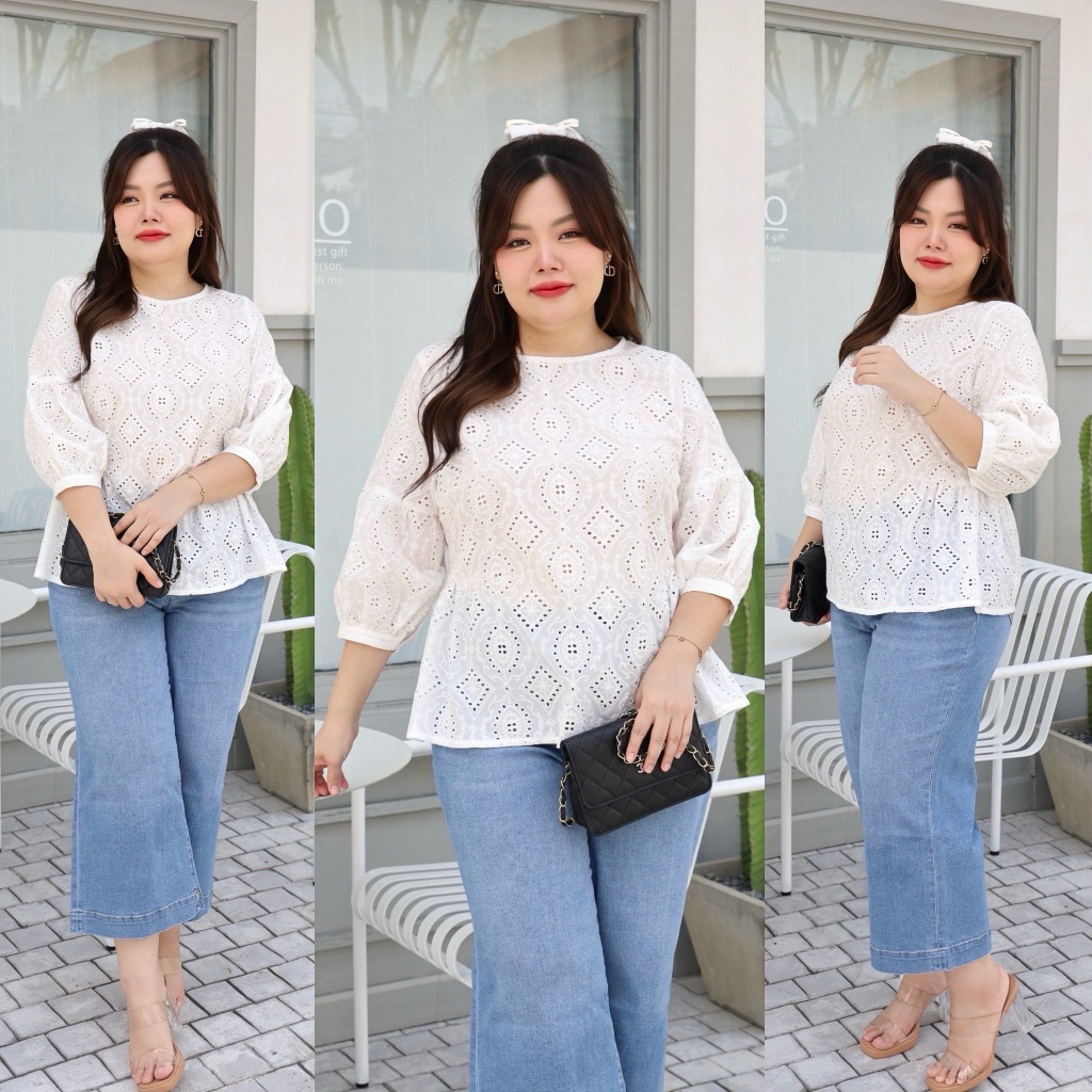 S690-0051 เสื้อลูกไม้สีขาว แขนบอลลูน ตัวกว้าง เสื้อลูกไม้สาวอวบพลัสไซส์