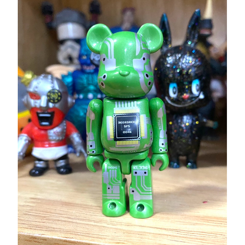 ของเล่น ของสะสม Be@rbrick 100% - Medicom Green Bearbrick "SF" Computer Motherboard 100% be@rbrick S5