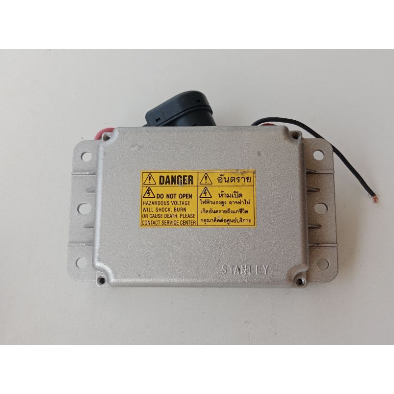 บัลลาสต์ซีนอล กล่องไฟหน้า ดีแม็กซ์ (D-max)แท้!! ปี2003-2006 12v ใช้คู่กับหลอด D2S//D2R กล่องบัลลาสต์แท้