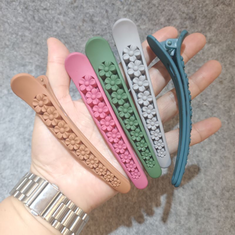 กิ๊ฟปากเป็ด รุ่น9ดอก สีด้าน มี12สี