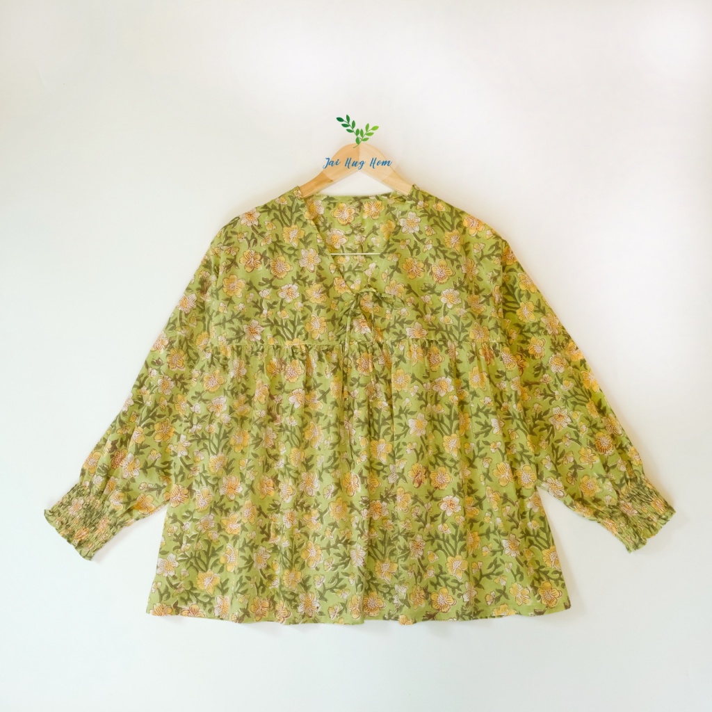 เสื้อคอวี แขนยาว ปลายสม็อค เนื้อผ้าคอตตอนอินเดีย พิมพ์ลายบล็อกไม้จากอินเดีย
