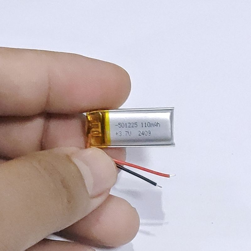 3.7v 110mah  501225 Li-Po li ionแบตเตอรี่ สำหรับMp3 MP4  กล้องติดรถยนต์