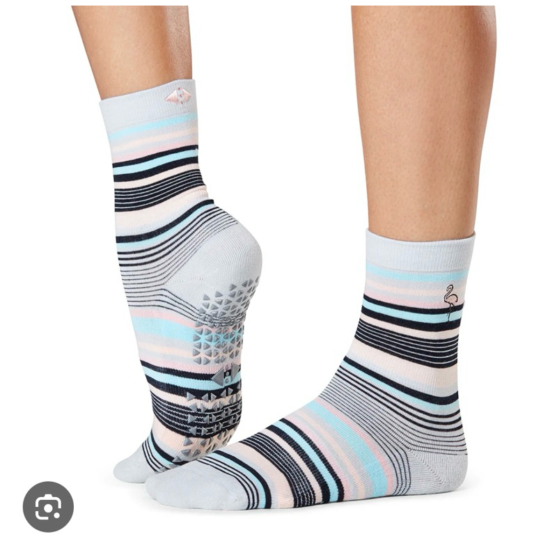 S36-38.5⚠️no tag tavi noir crew sock grip sock