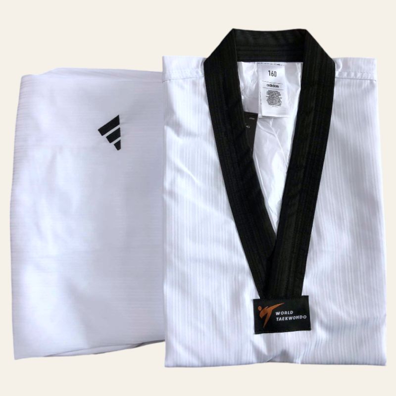 ชุดเท​ควันโด​ adidas รุ่น​ adi-Start คอดำแดง​/คอดำ พร้อมสายขาว ผ้าโพลีเอสเตอร์ 100%