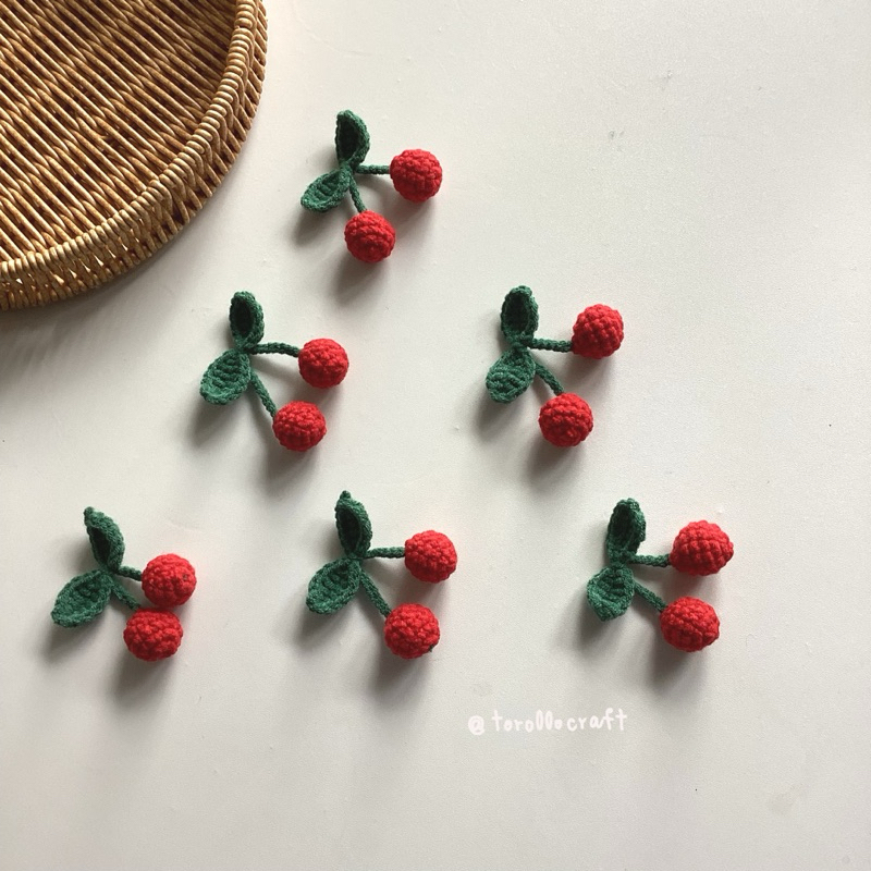 เชอรี่ถักไหมพรม🍒ชิ้นงานสำหรับใช้ตกแต่งDIY.