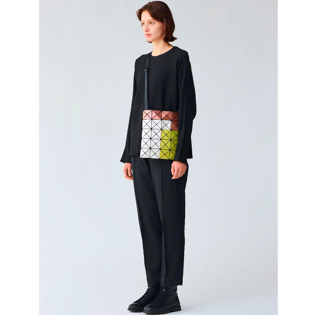 [Japan]2024 ฤดูกาลใหม่ BAOBAO Issey Miyake ซีรีส์ 6x6 ของแท้ 100% กระเป๋าสะพายเดี่ยว