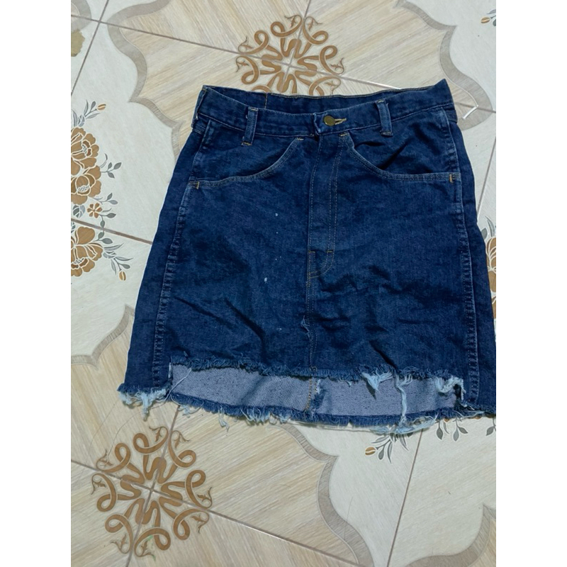 กระโปรงป้าย wrangler มือสอง มีเปื้อน