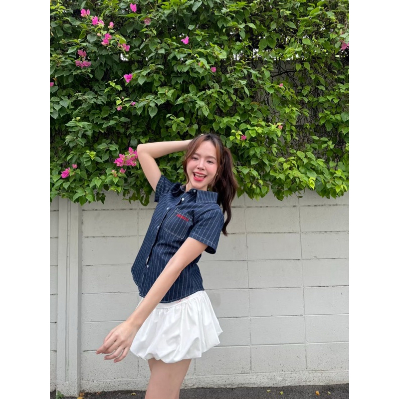 T706 เสื้อเชิ้ตยีนส์แต่งกระเป๋าปัก JARINYA เนื้อผ้าดี ทรงสวย