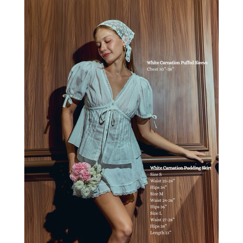 White Carnation Pudding Skirt