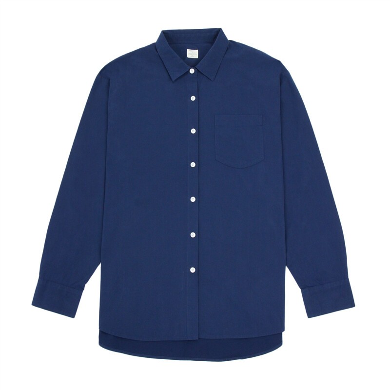 GIORDANO เสื้อเชิ้ตป๊อปปลินผู้หญิงแขนยาว Women's Long Sleeve Loose Fit Poplin Shirt 05343018
