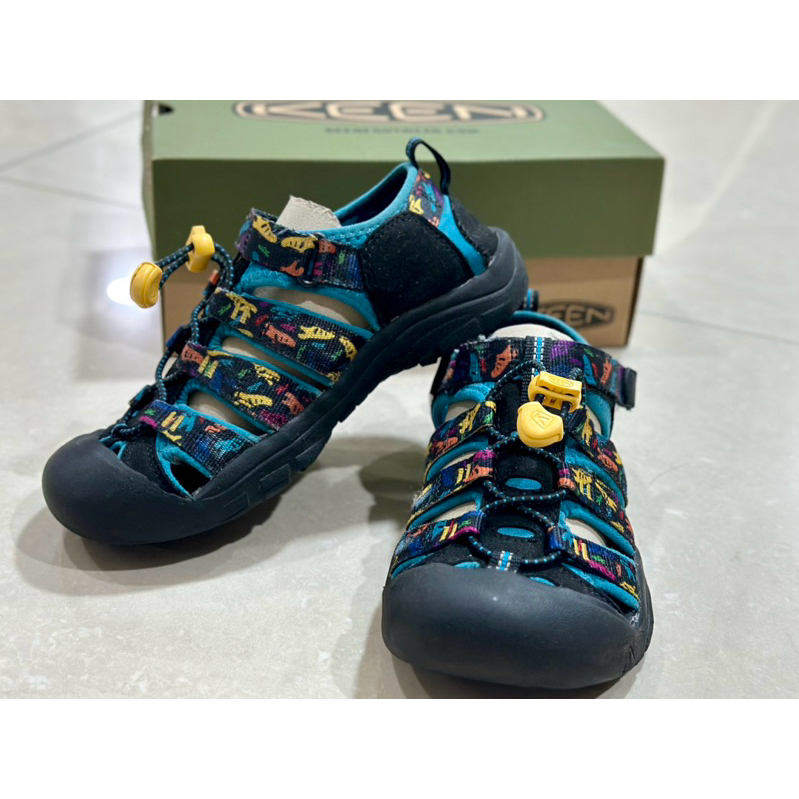 รองเท้าเด็กผู้ชาย Keen Kids shoes ของแท้100% รองเท้าเดินป่า tracking ไซส์ 22 เซนติเมตร (Used สภาพใช้