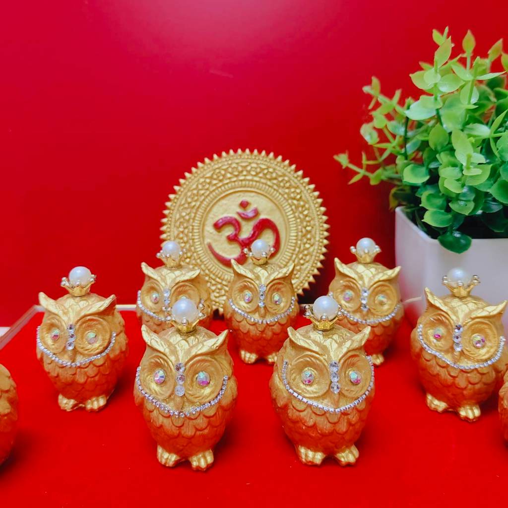 นกฮูกมงกุฏเพชรสีทอง ขอพร เรื่องทรัพย์ การเงิน โชคลาภ ถวายพระแม่ลักษมี สูง 2 นิ้ว ราคาต่อคู่