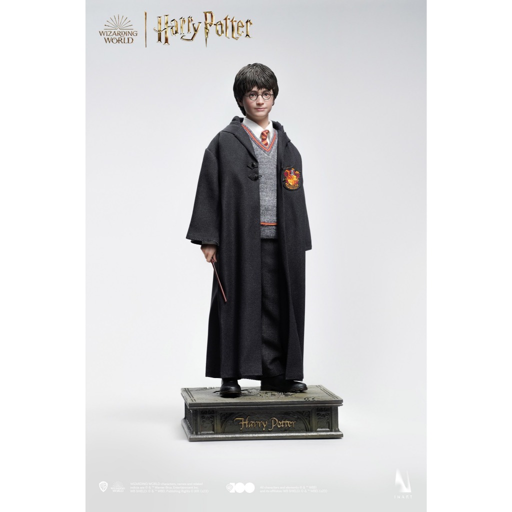 INART 1/6 : HARRY POTTER AND THE PHILOSOPHER’S STONE - HARRY POTTER (HOGWARTS UNIFORM) - Ag006S1 : S