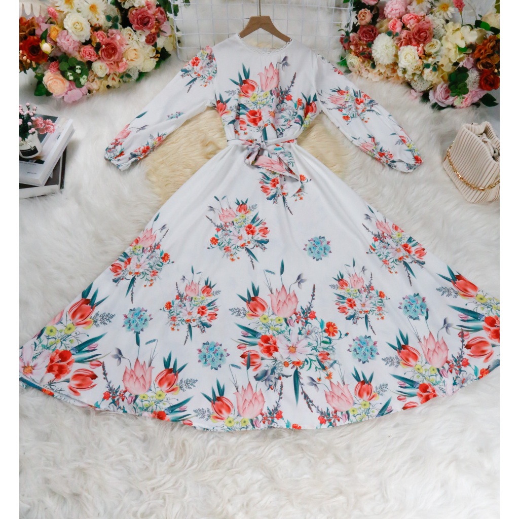 ชุดเดรส,ชุดเดรสลายดอกไม้ สีขาว ซิปซ่อนด้านหลัง แขนยาว คอกลม ผ้าโพลีเอสเตอร์ ความยาวชุด=50